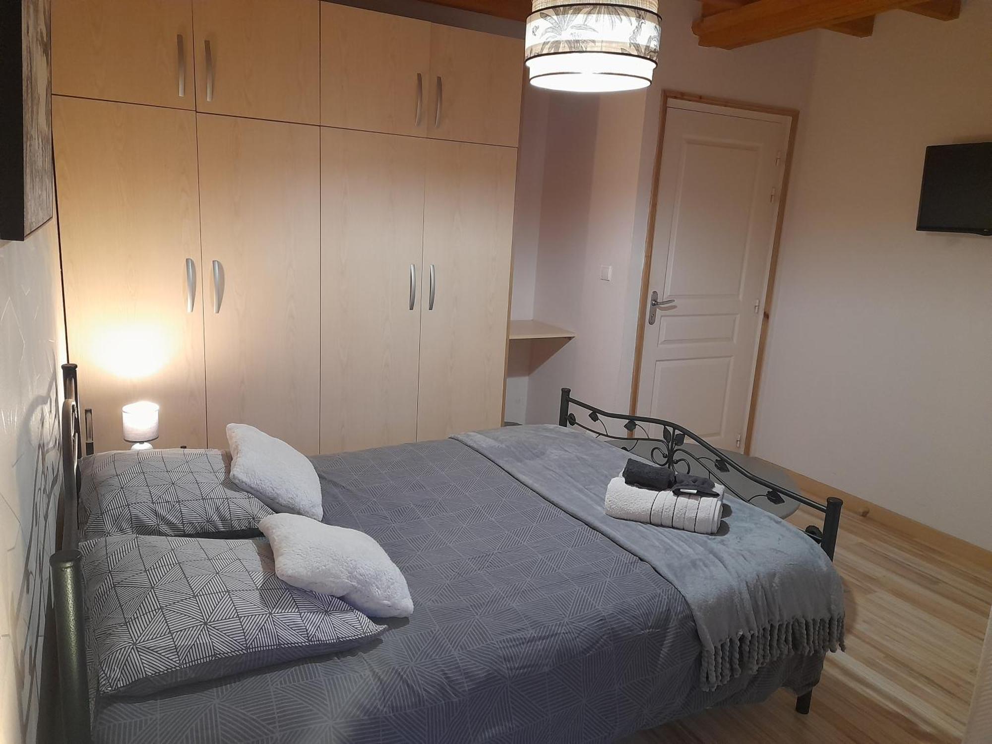Domaine De La Tour Carree - 3 Chambres Benoitville Eksteriør bilde
